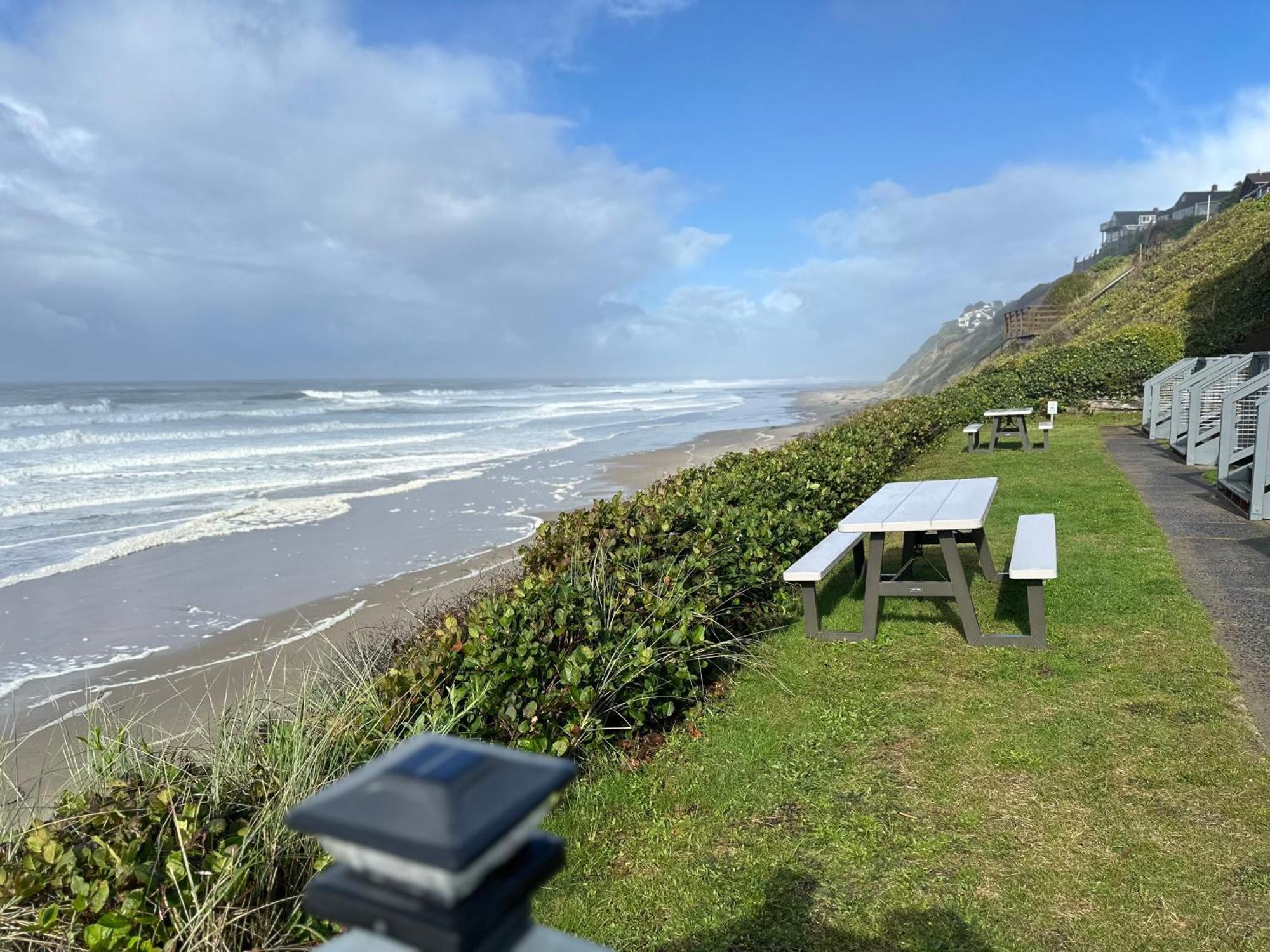 West Beach Suites Lincoln City Exterior foto