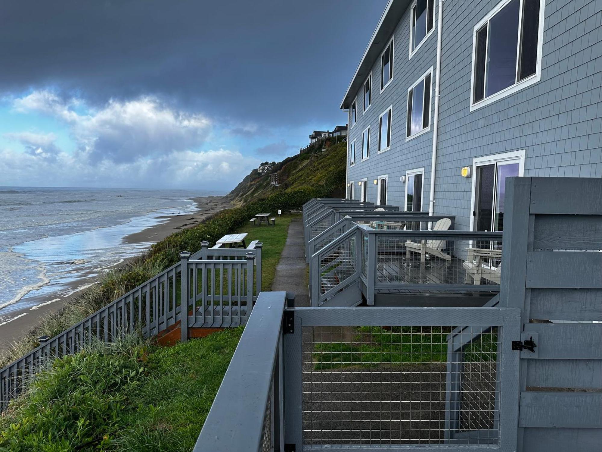 West Beach Suites Lincoln City Exterior foto