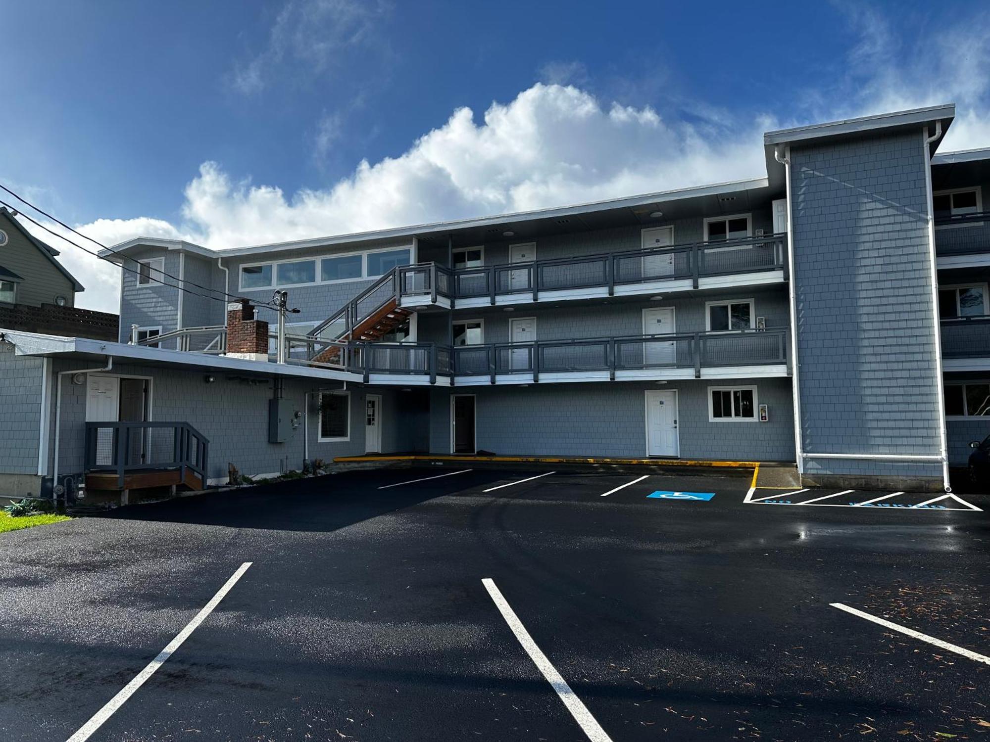 West Beach Suites Lincoln City Exterior foto