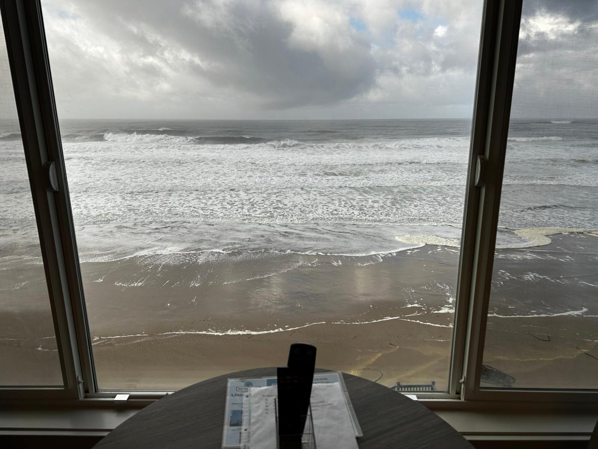 West Beach Suites Lincoln City Exterior foto
