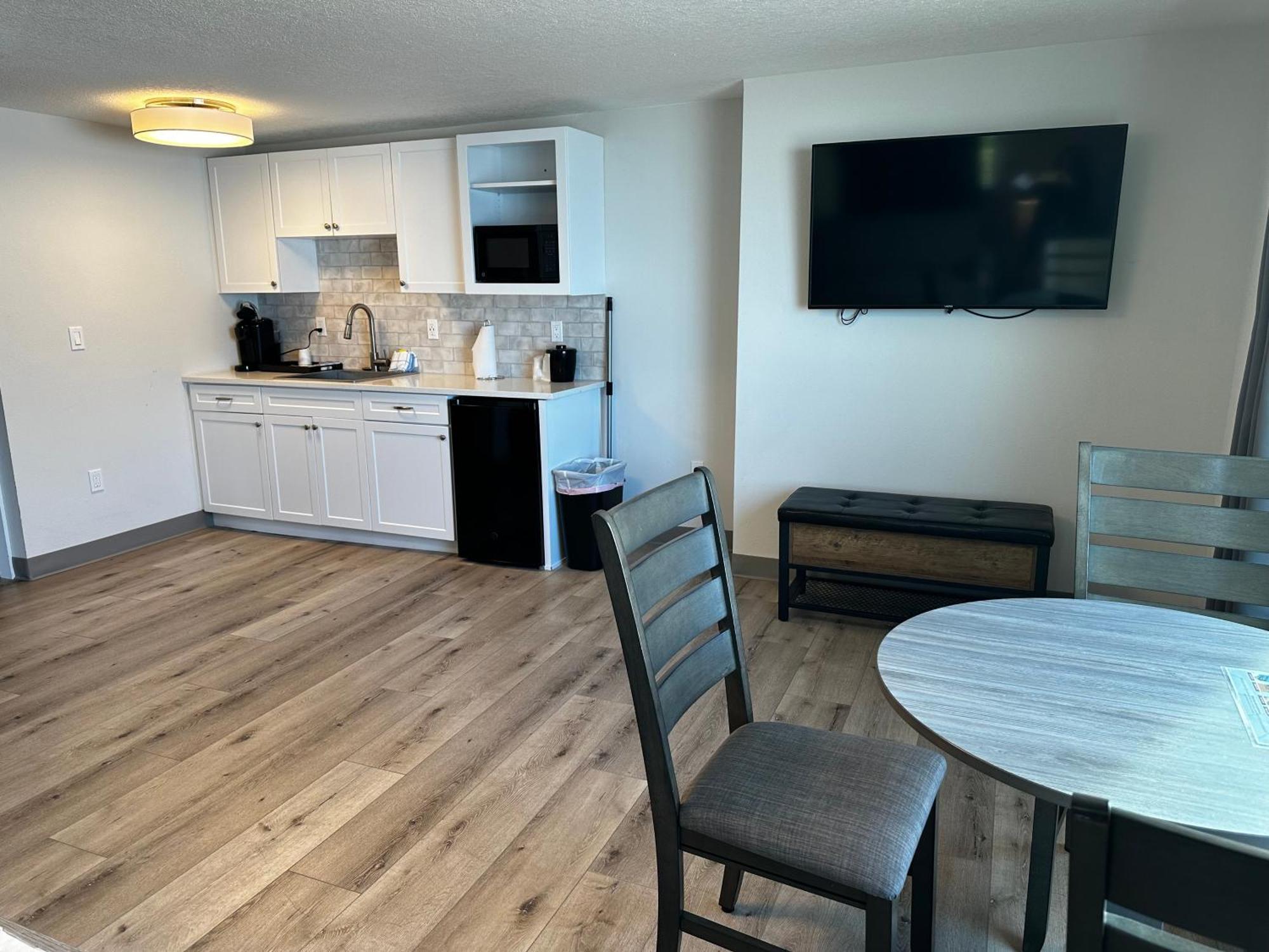 West Beach Suites Lincoln City Exterior foto