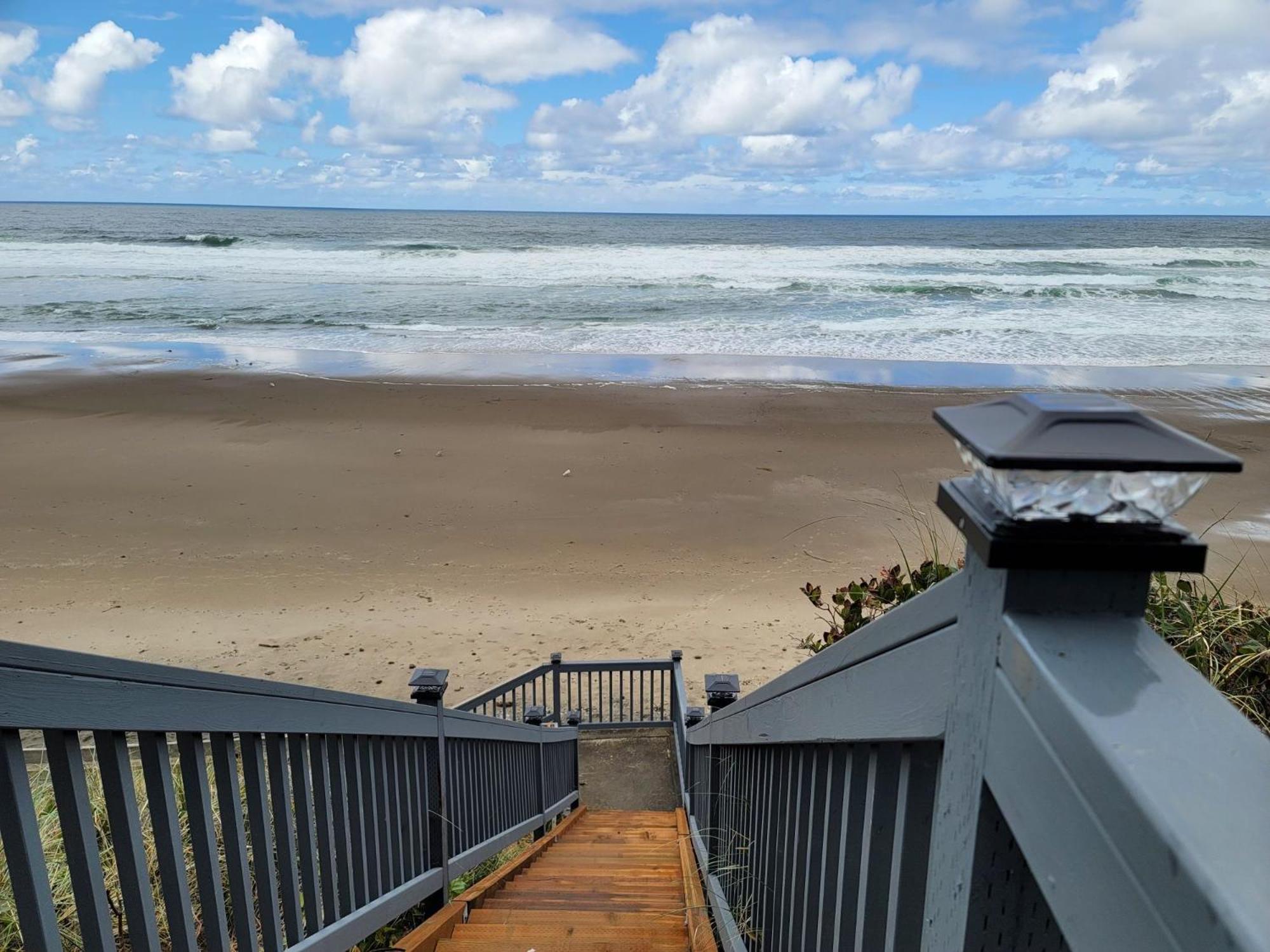 West Beach Suites Lincoln City Exterior foto